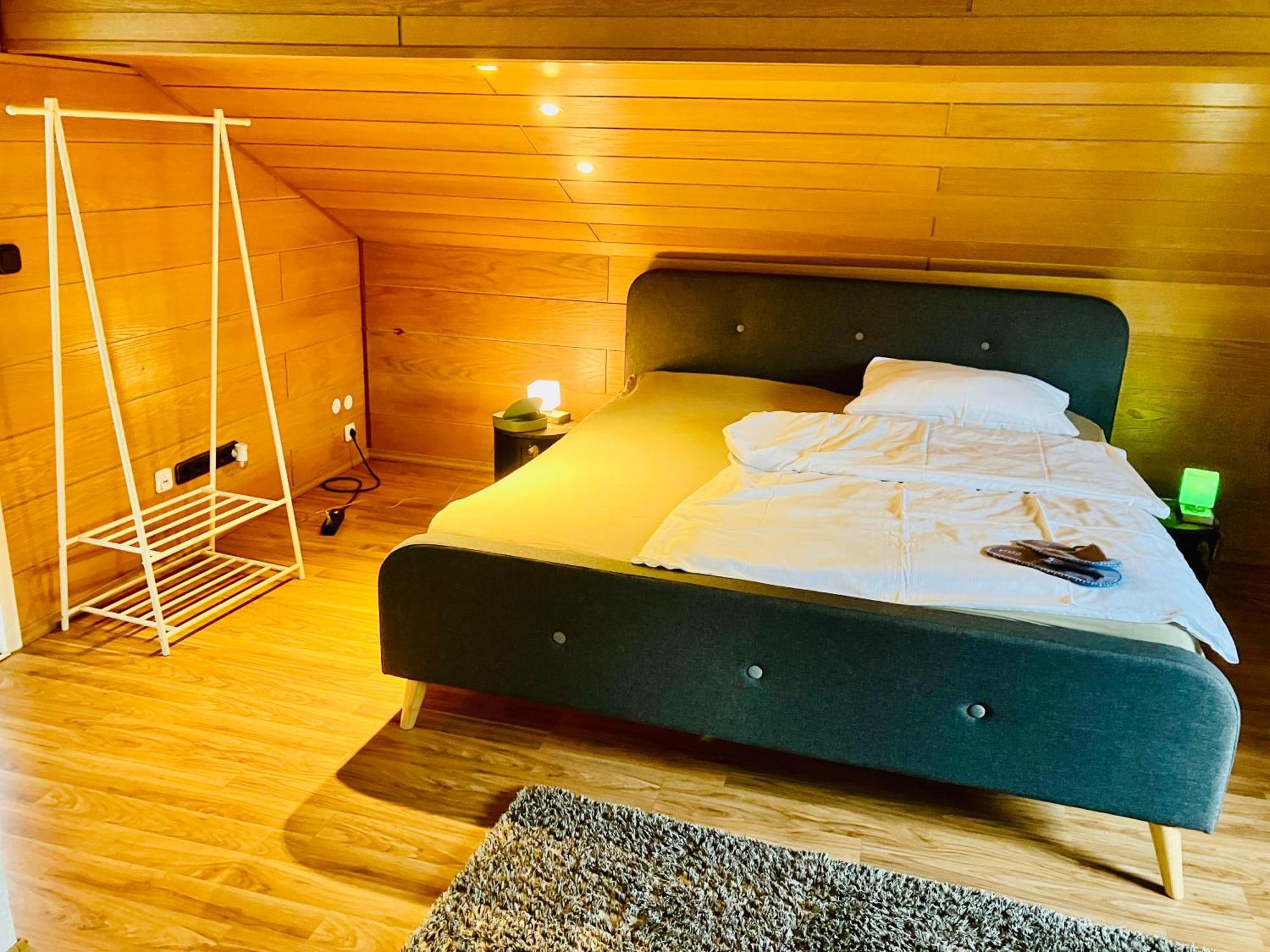 Ue Villa 4 Zimmer Гіршайд Екстер'єр фото